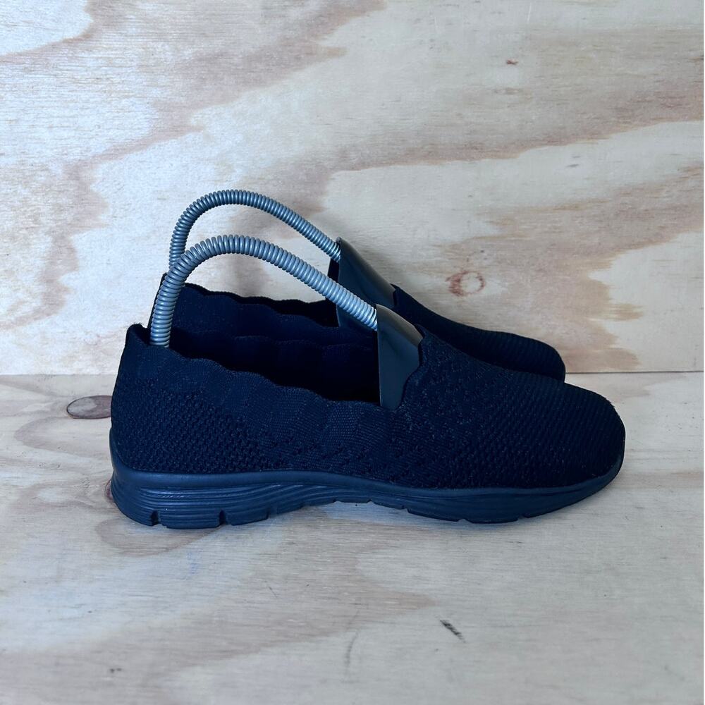Skechers -Classic Fit Air Cooled -Slip-On Sneakers -Black -Women's - 7 -SN 49481